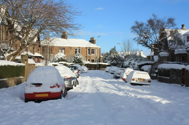 Car checks to do in winter weather Car checks to do in winter weather