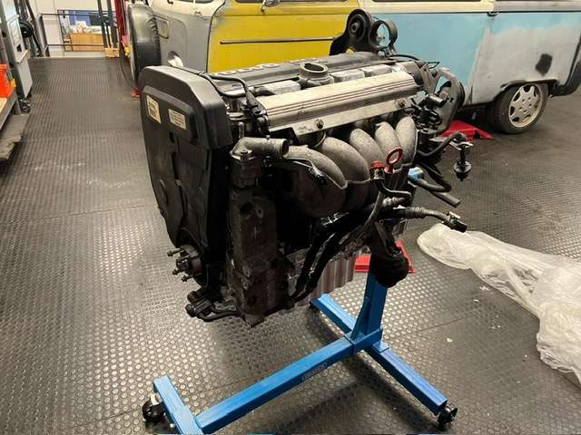 Restoration of Volvo 850R engine