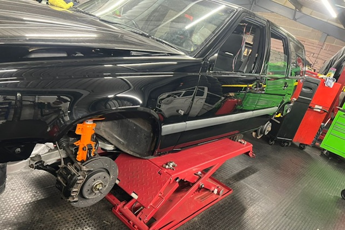 Restoration Project on the Volvo 850R